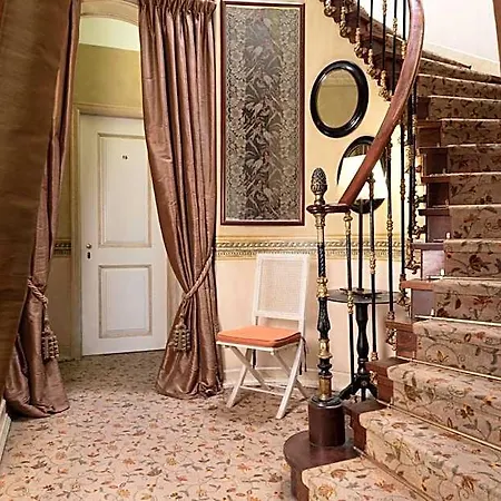 As Janelas Verdes - Heritage Collection - Riverside
